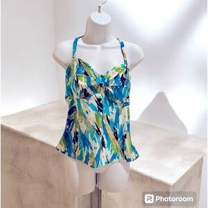 Apt. 9 halter tankini